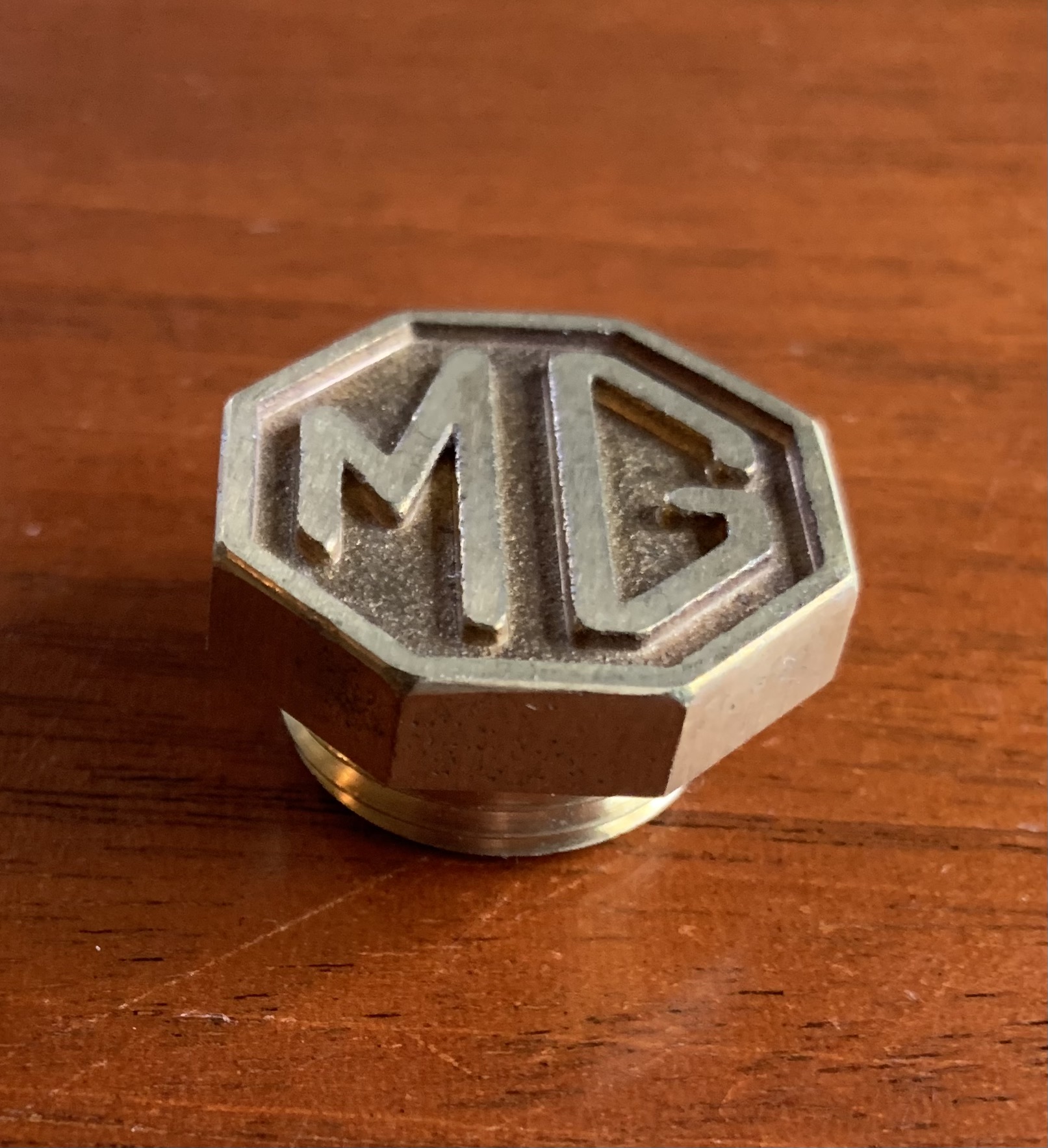 MG Crested ZS Carb Cap