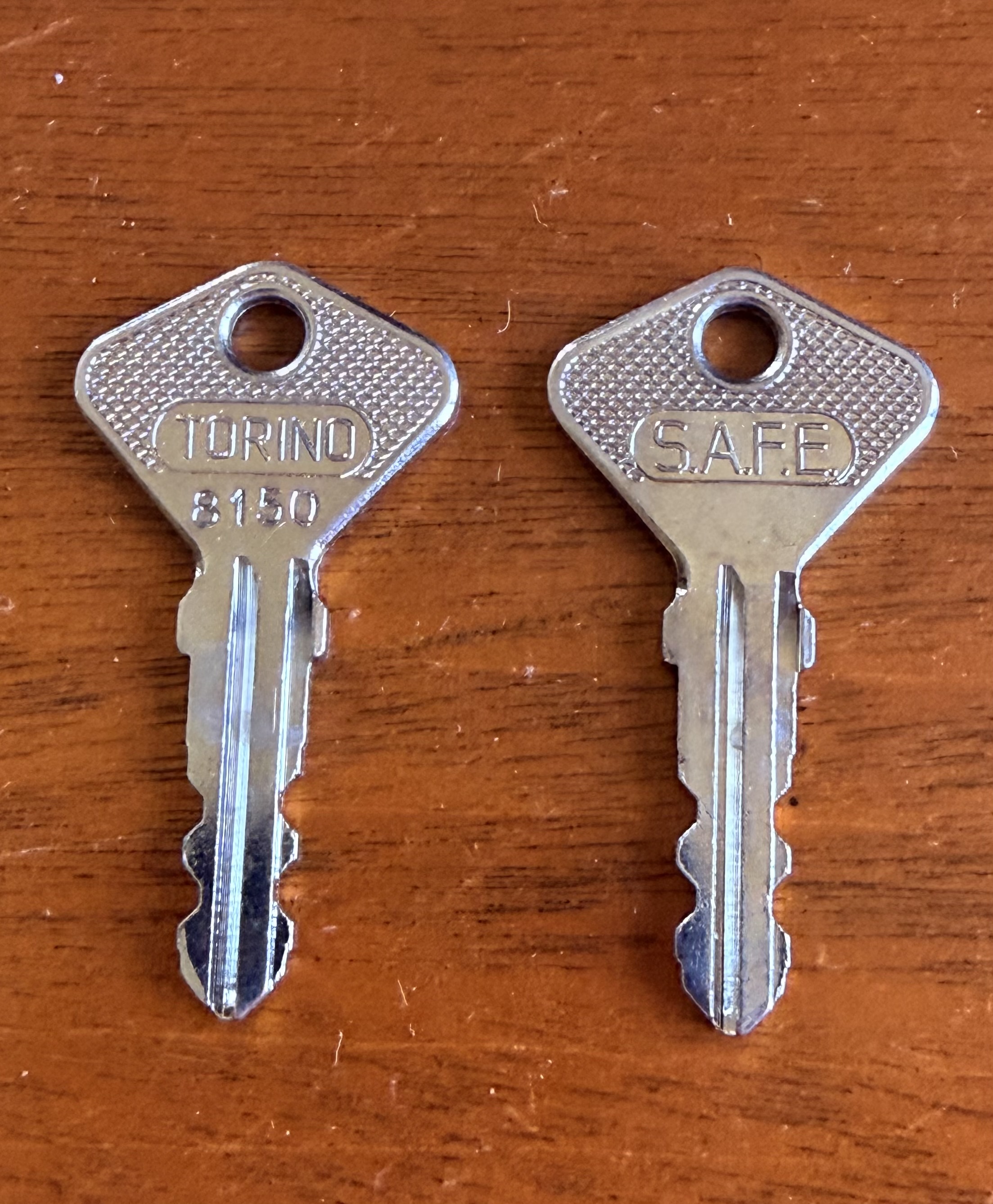 NOS SAFE/TORINO Key
